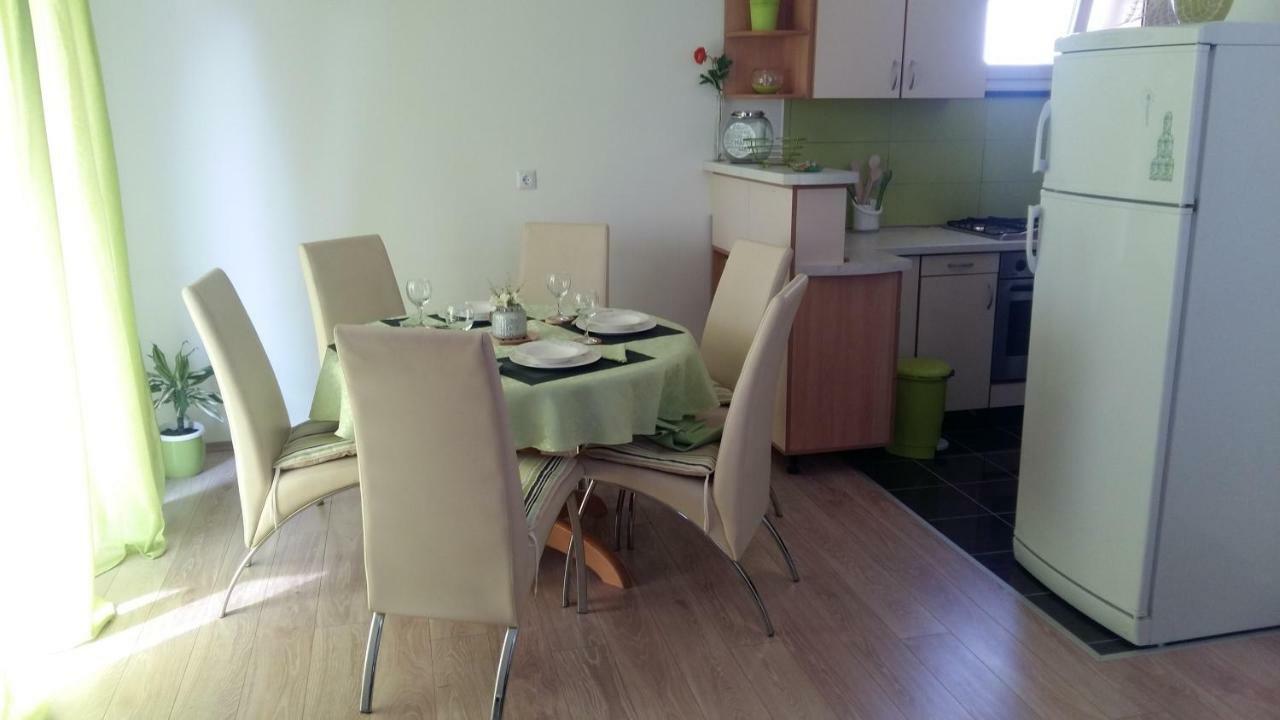 Apartment Ilina Vodice Exteriér fotografie