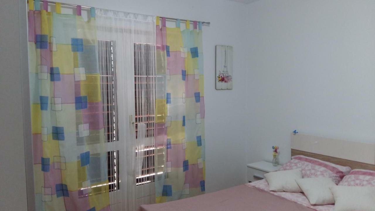 Apartment Ilina Vodice Exteriér fotografie