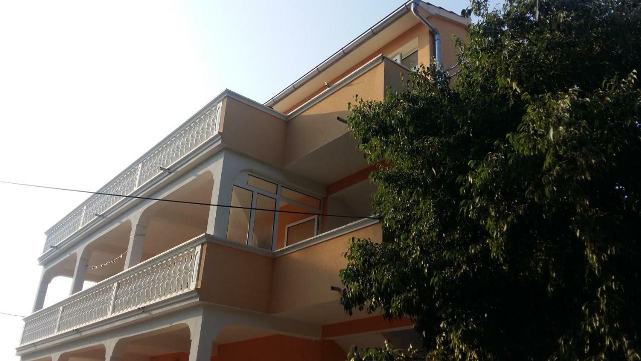 Apartment Ilina Vodice Exteriér fotografie