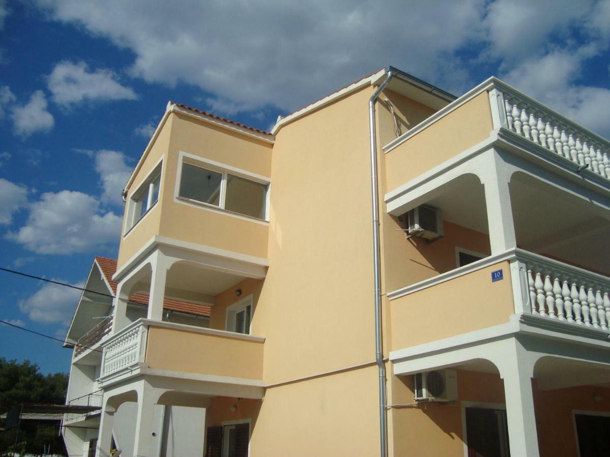 Apartment Ilina Vodice Exteriér fotografie